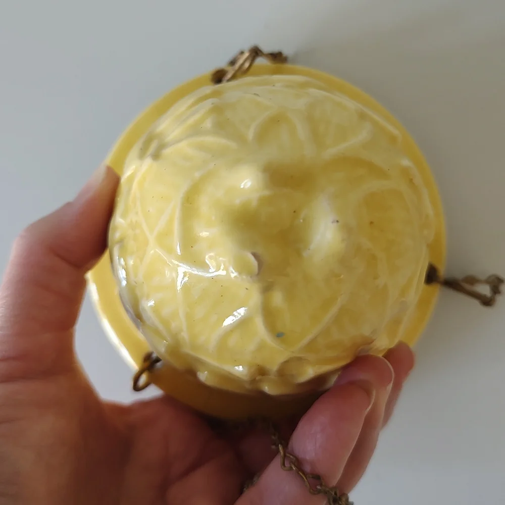 McCoy Pottery Vintage Floral Hanging Planter Vase Basket Yellow RARE - Picture 6 of 9